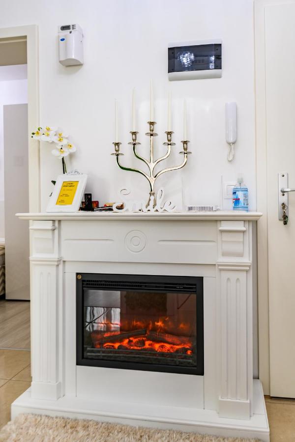 Luxury Apartment Avantgarden 3 Braşov Buitenkant foto