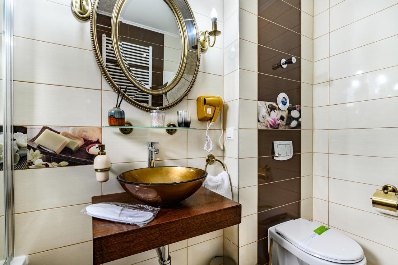 Luxury Apartment Avantgarden 3 Braşov Buitenkant foto