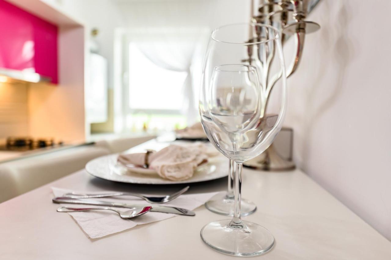 Luxury Apartment Avantgarden 3 Braşov Buitenkant foto