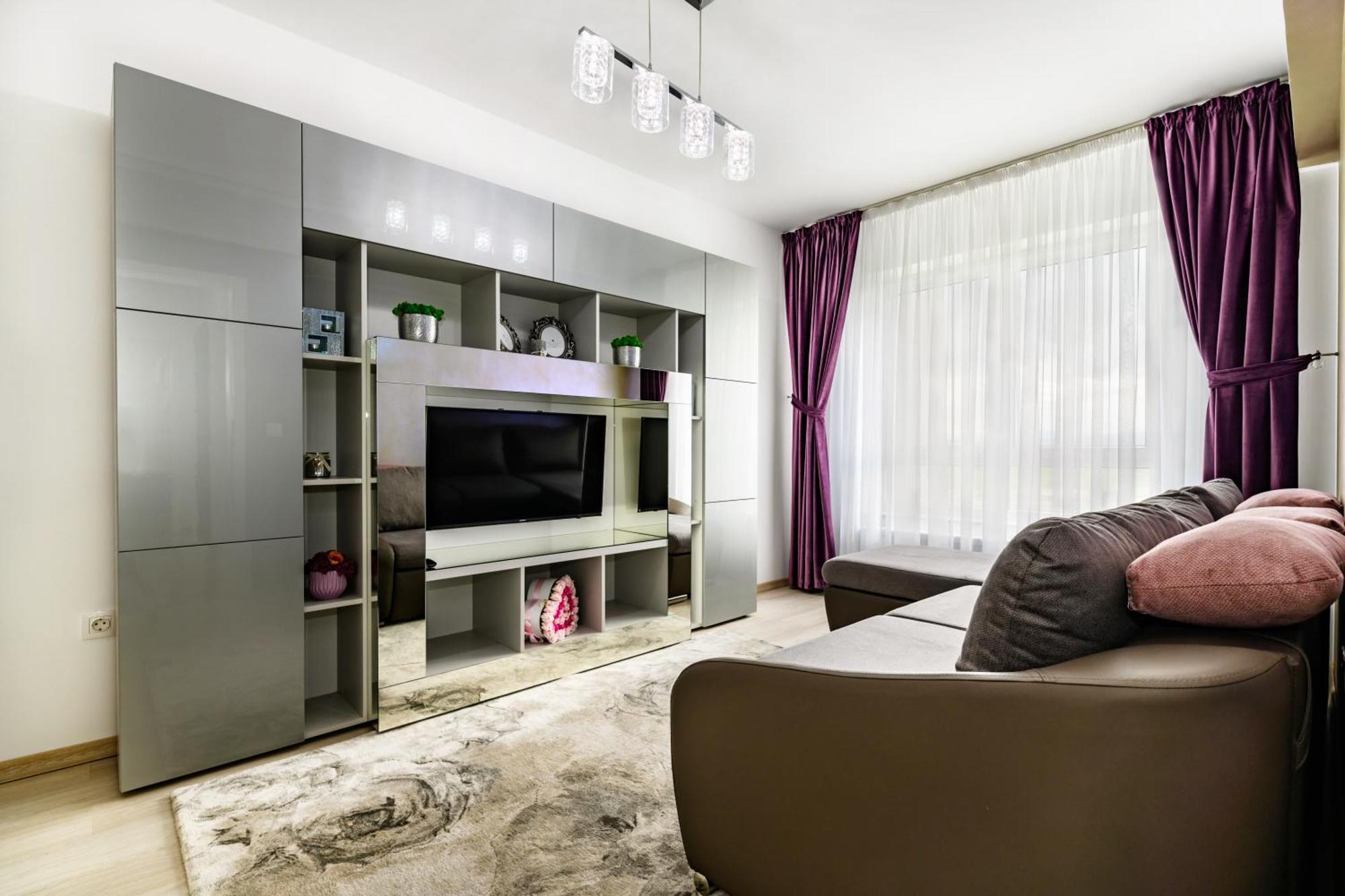 Luxury Apartment Avantgarden 3 Braşov Buitenkant foto