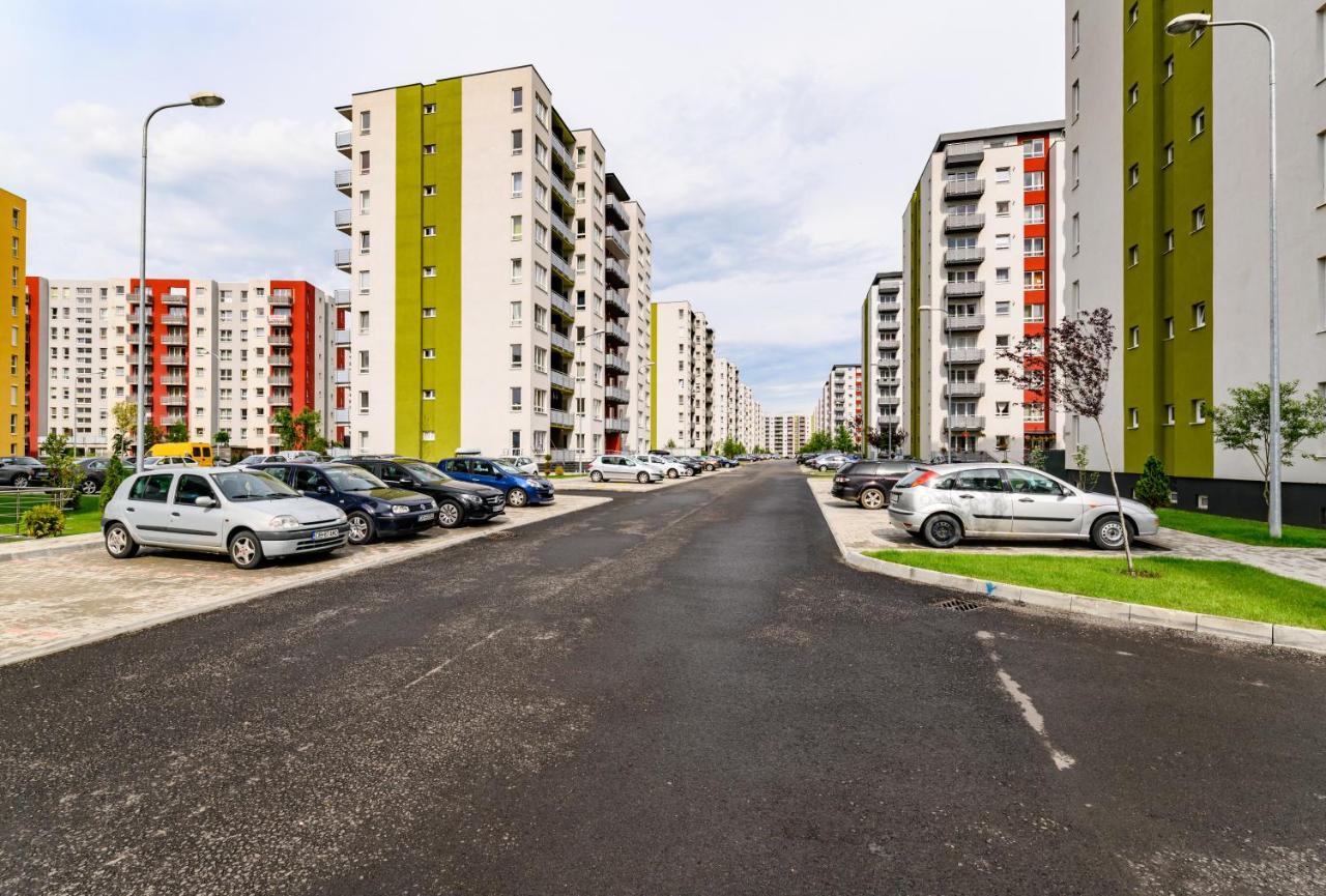 Luxury Apartment Avantgarden 3 Braşov Buitenkant foto